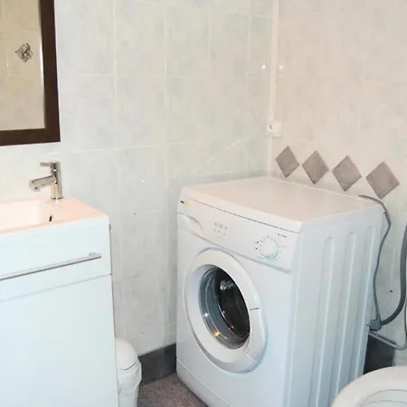 Apartment Rue De La Jonquiere - 4 Pieces 8 Couchages Port Mae-7484 *